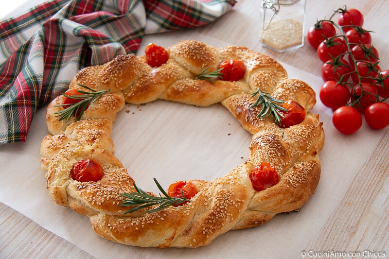 PUFF PASTRY WREATH FOR THE HOLIDAYS super fast and easy