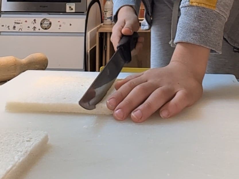 Bread Cannoli with Creamy Filling
