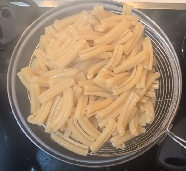 Calabrian Ragù: The Original Recipe and the Secrets of Tradition