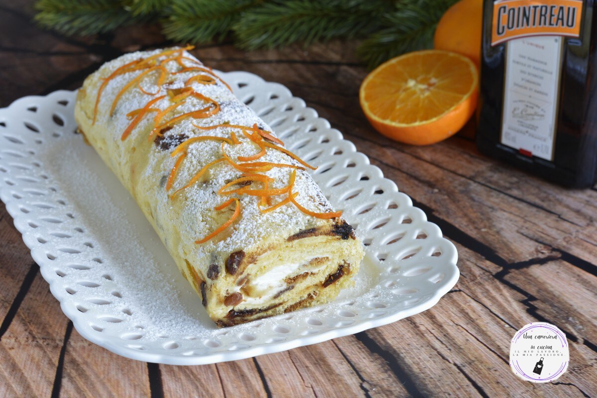 Panettone Roll with Mascarpone and Cointreau