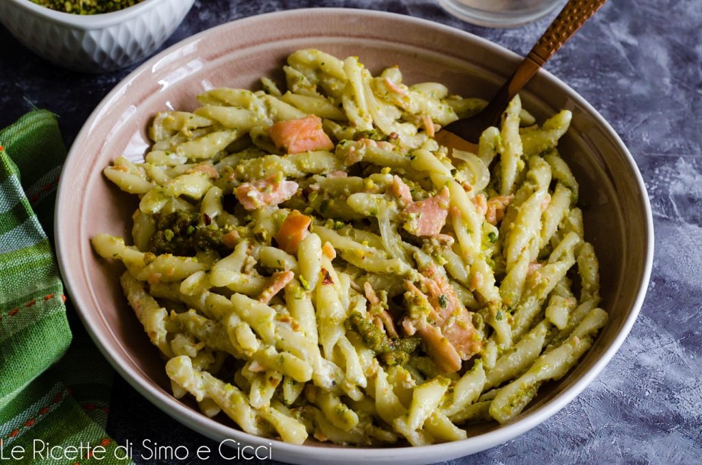 Pasta with Pistachio Pesto and Smoked Salmon