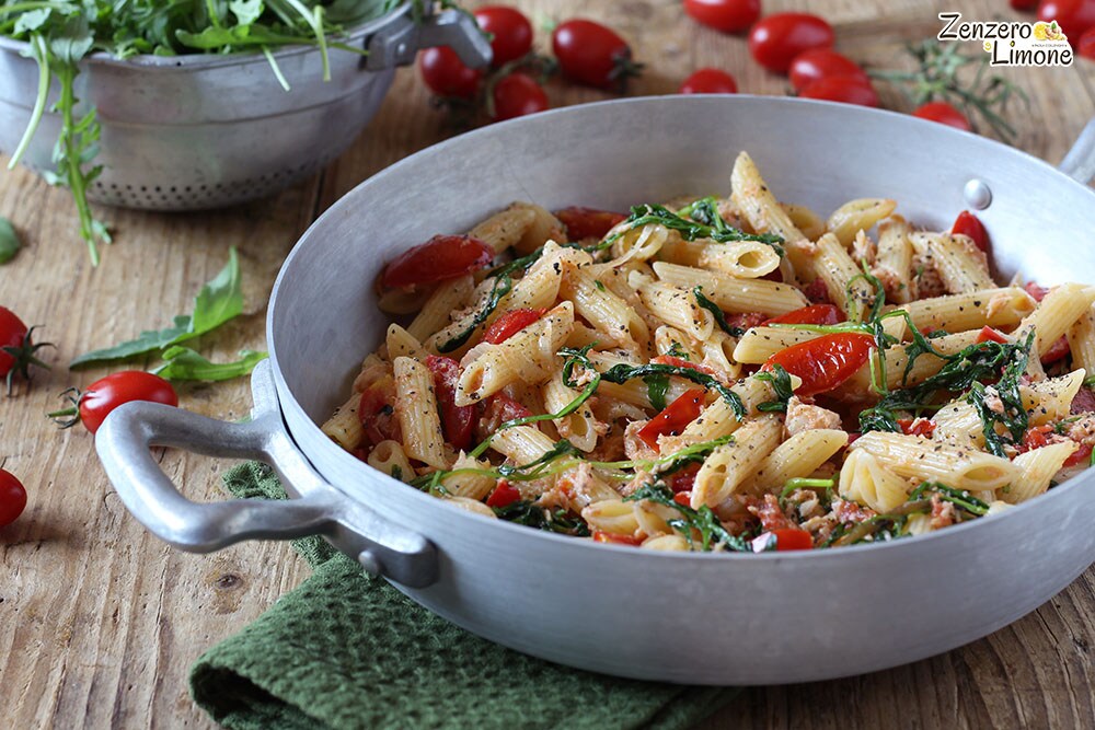 Pasta with Arugula and Cherry Tomatoes