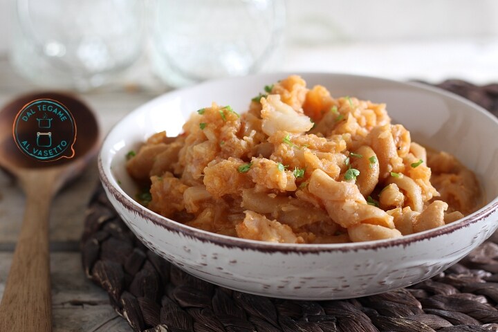 Pasta with Cauliflower in Pressure Cooker