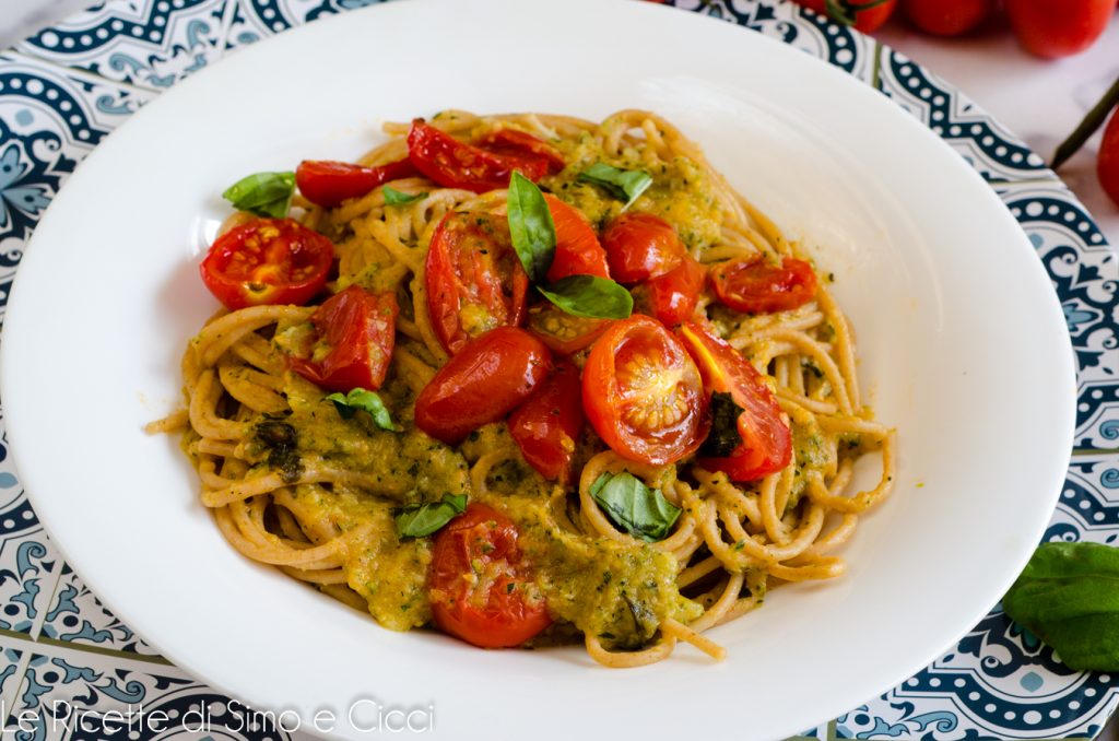 Pasta with Zucchini Cream and Cherry Tomatoes