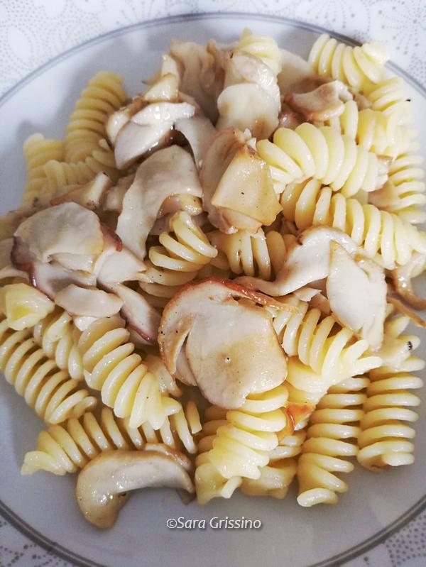 Pasta with porcini mushrooms ORTAGGI CHE PASSIONE by Sara Grissino