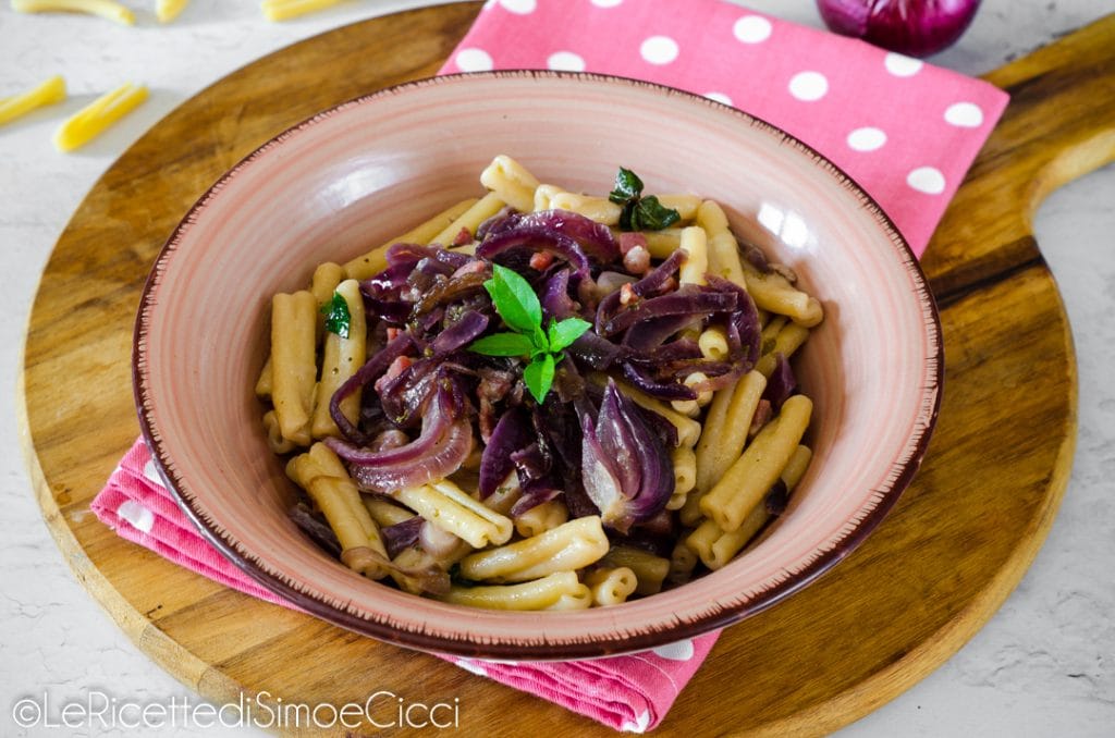 Pasta with Red Onions and Bacon