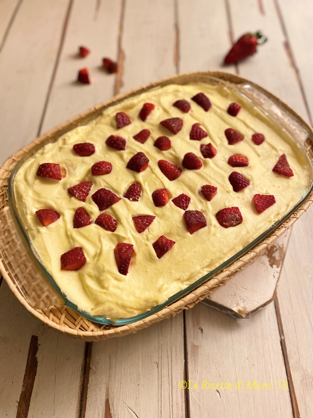 Pasteurized Strawberry Tiramisu. Easy Recipe