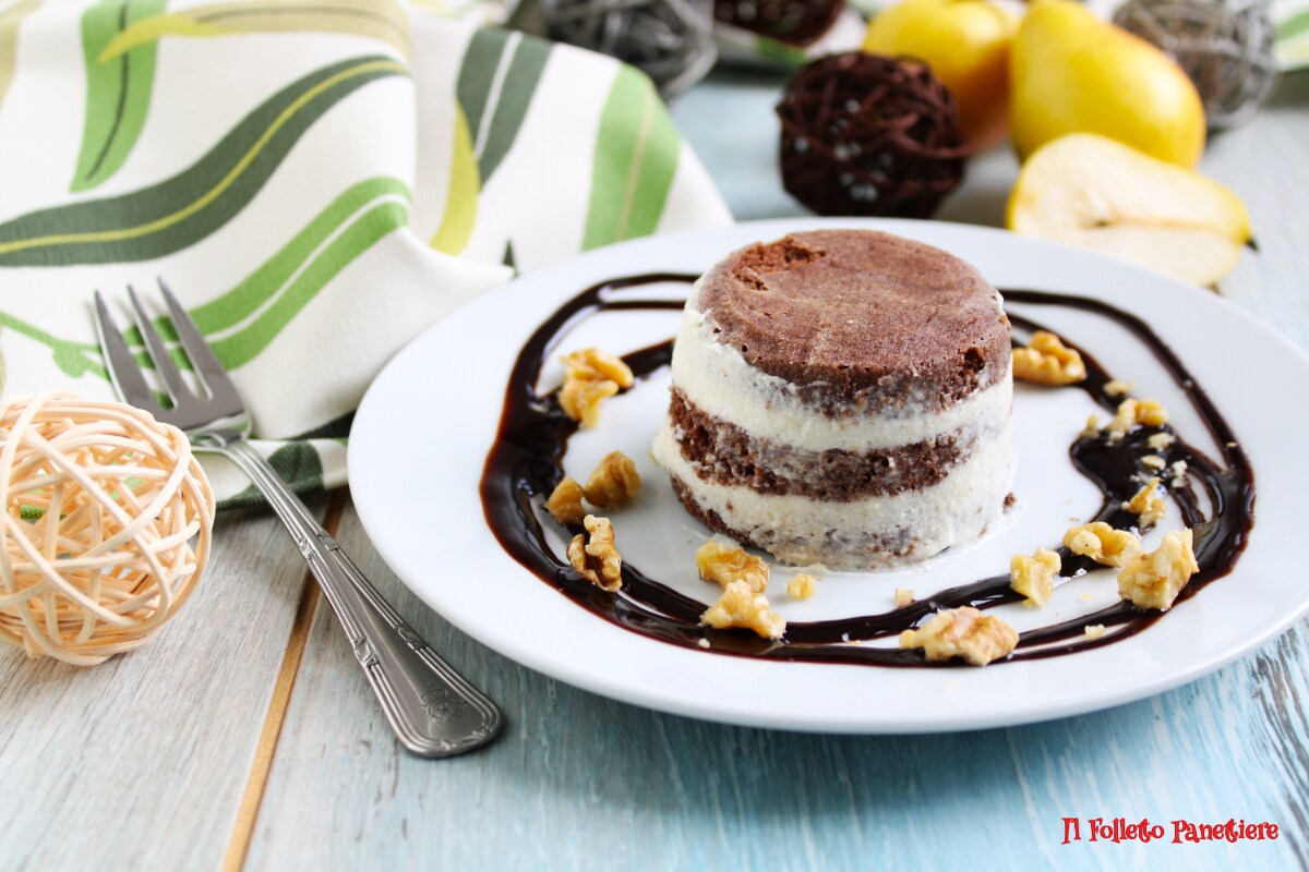 Pear and Chocolate Cakes