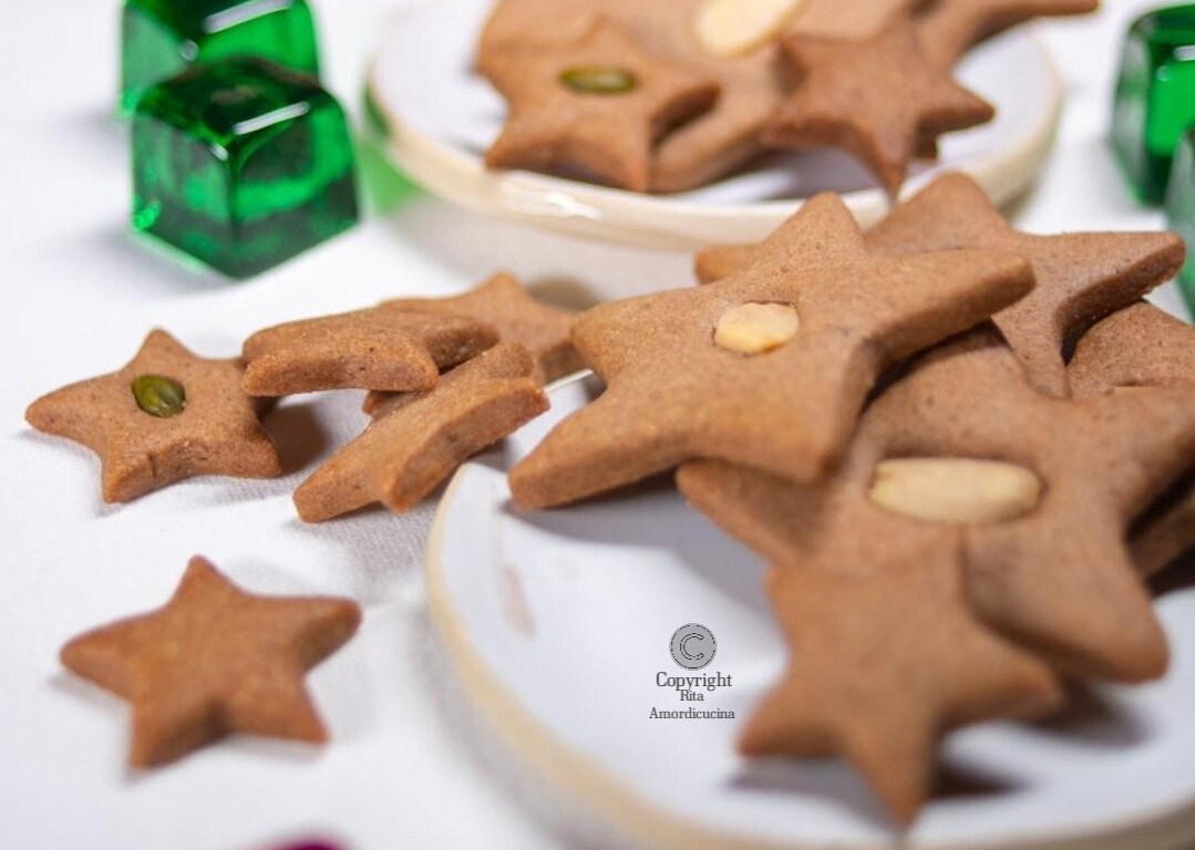 Gingerbread Christmas Cookies