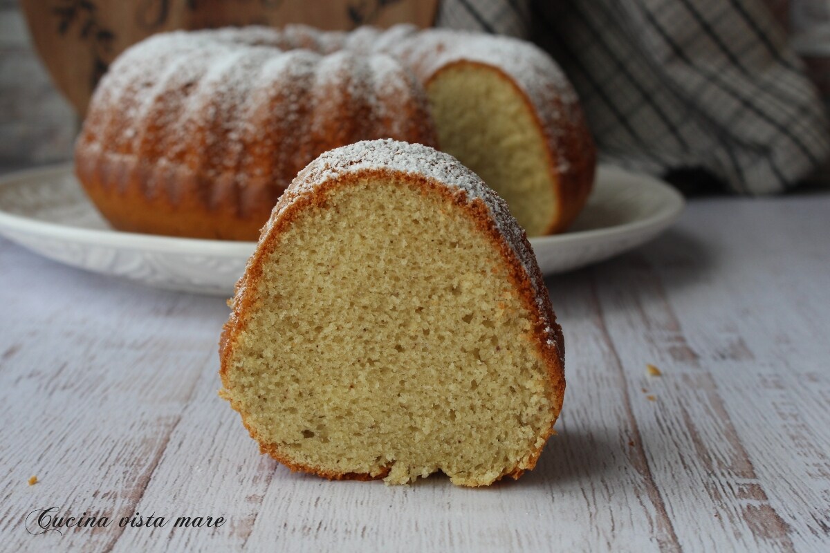 Pistachio Bundt Cake