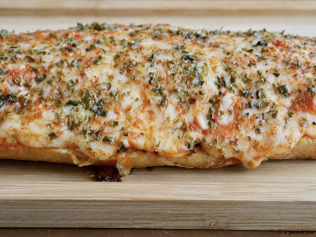 Pizza-Flavored Bread Loaf