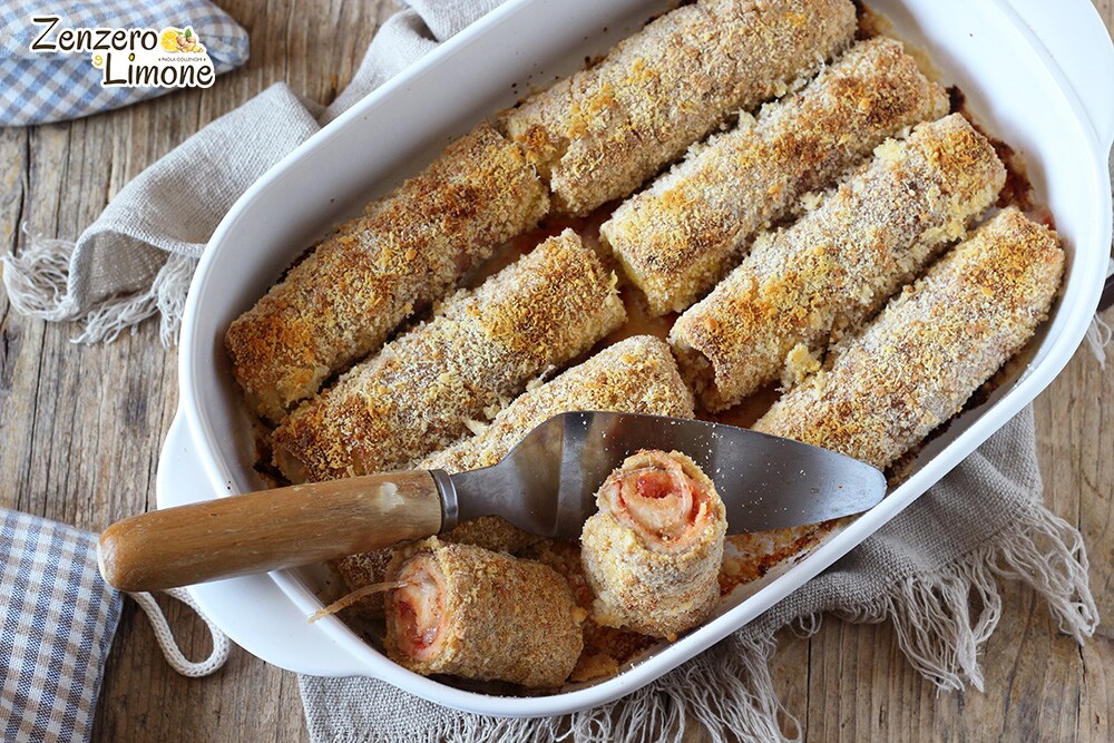 Pizza-Flavored Bread Rolls