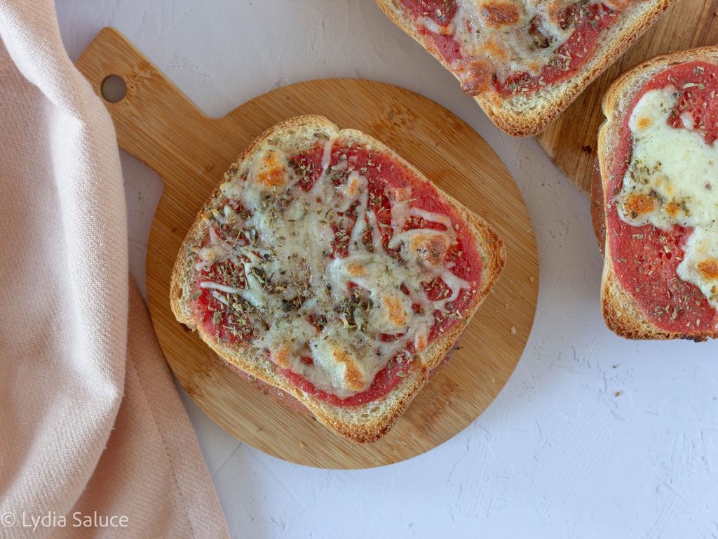 pizza toast