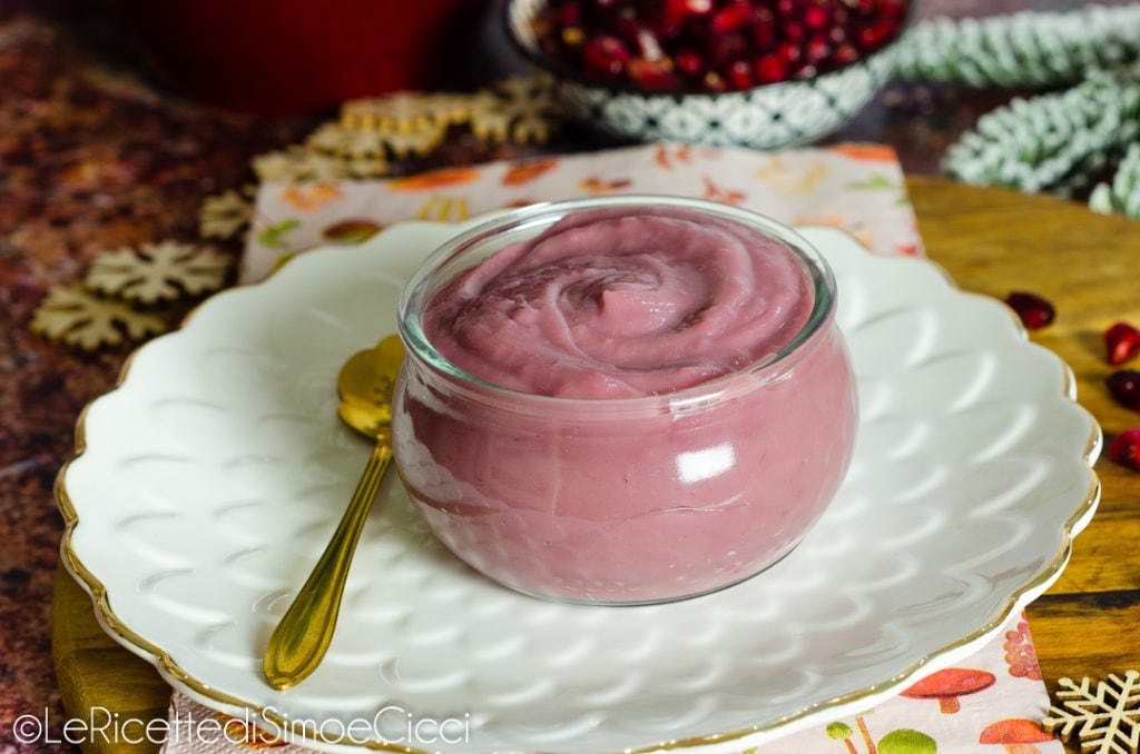 Pomegranate Cream, perfect for filling cakes, cookies, and tarts!