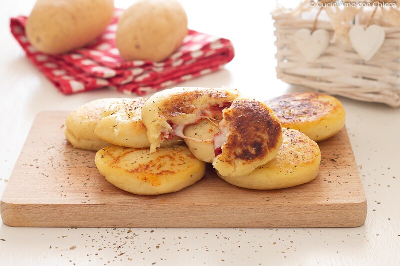 Potato Pizzaiola Scones