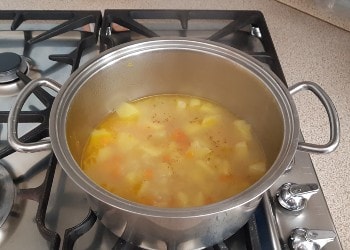 Potato Soup with Carrots, Onions, and Bacon, preparation