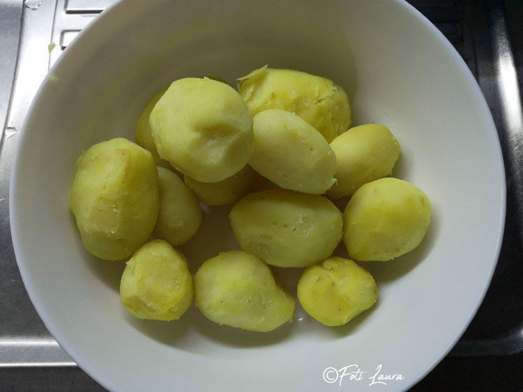 Boiled potatoes