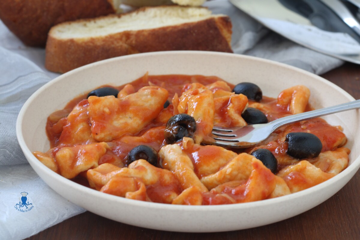 Pressure Cooker Stewed Chicken Strips with Olives