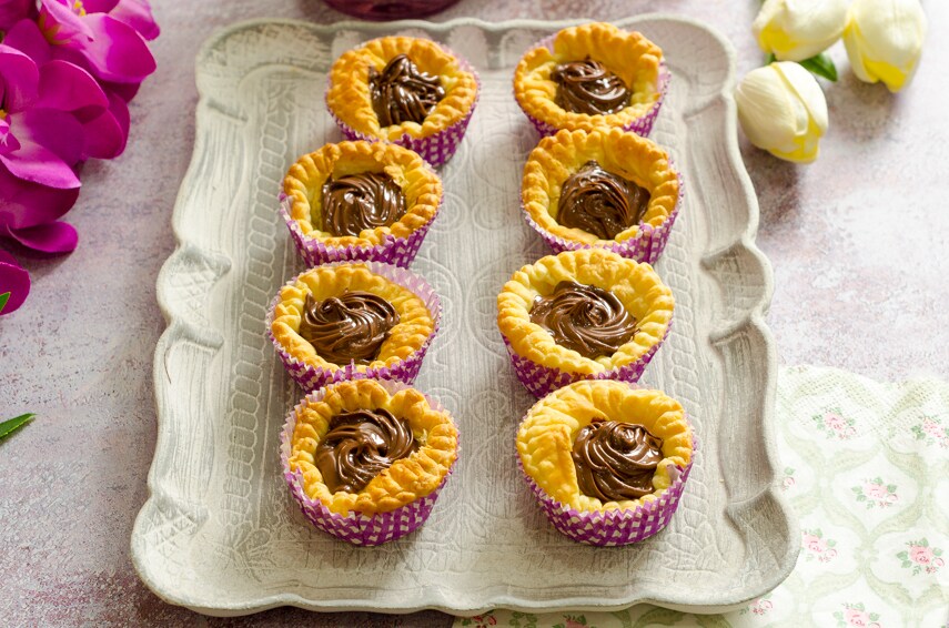 Puff Pastry Baskets with Nutella