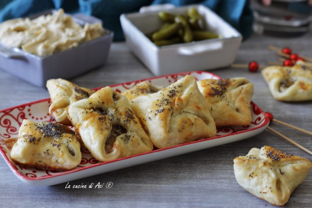 Puff Pastry Bundles with Champignons