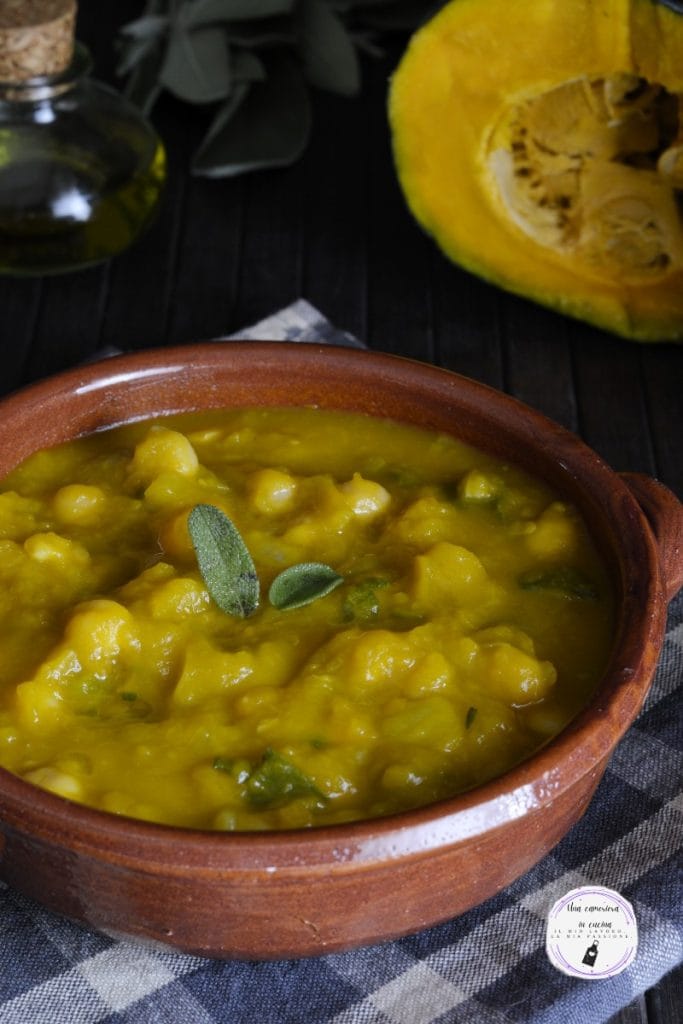 pumpkin chickpea soup