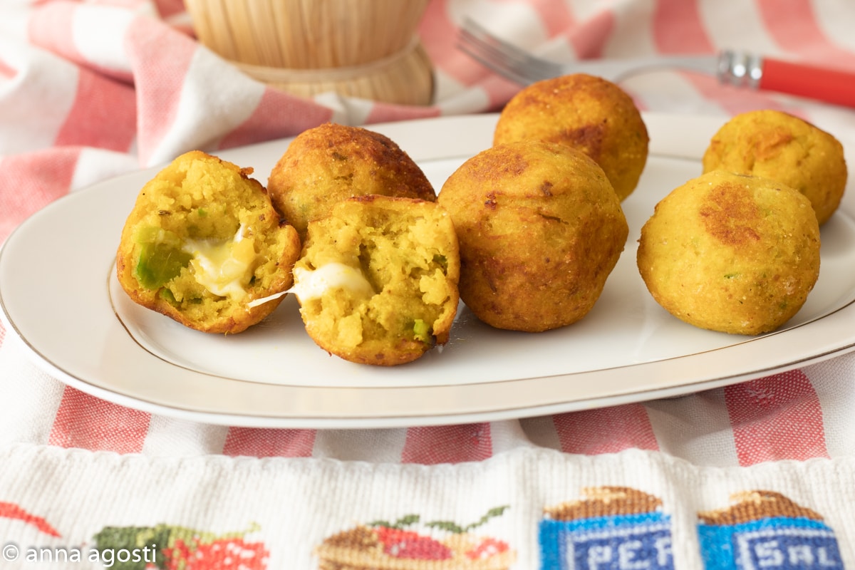 Pumpkin and Polenta Balls with a Cheesy Heart