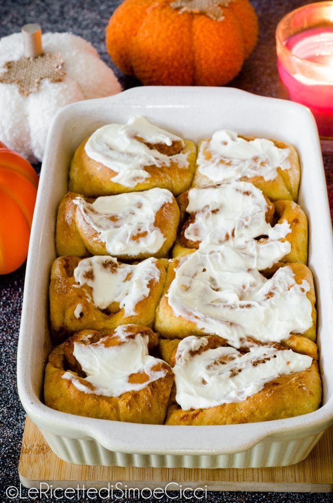 Pumpkin cinnamon rolls