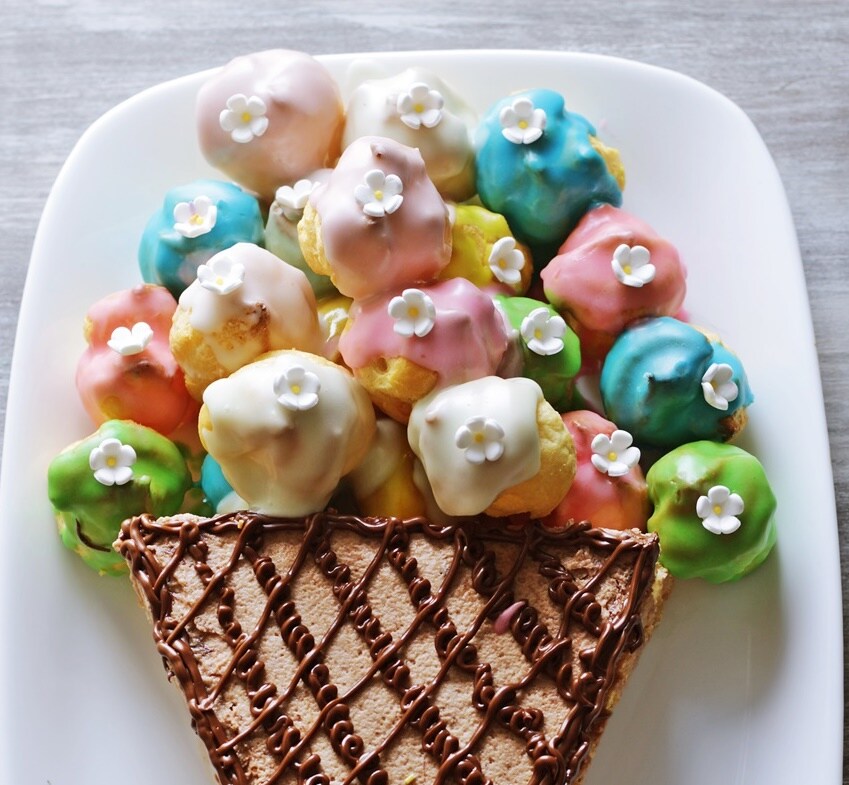 Quick Cake with Ready Bases