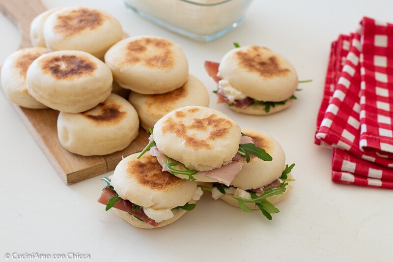 QUICK SOFT AND TASTY FLATBREADS
