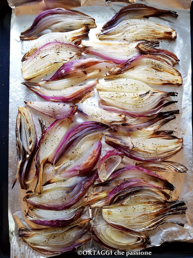 Quick and easy baked onions with gratin