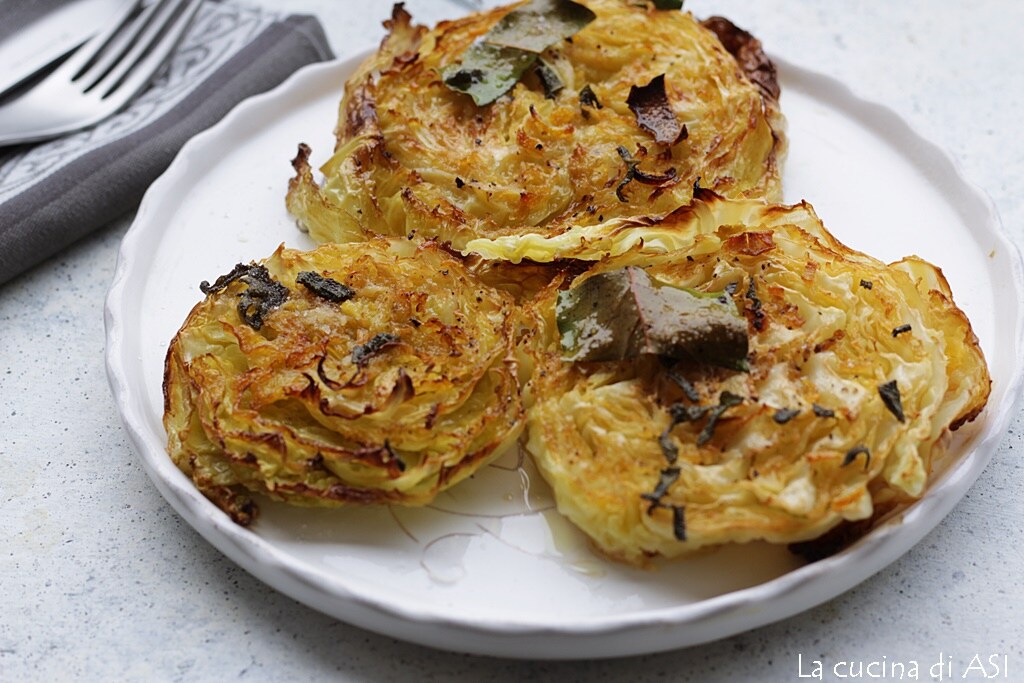 Roasted Savoy Cabbage Slices