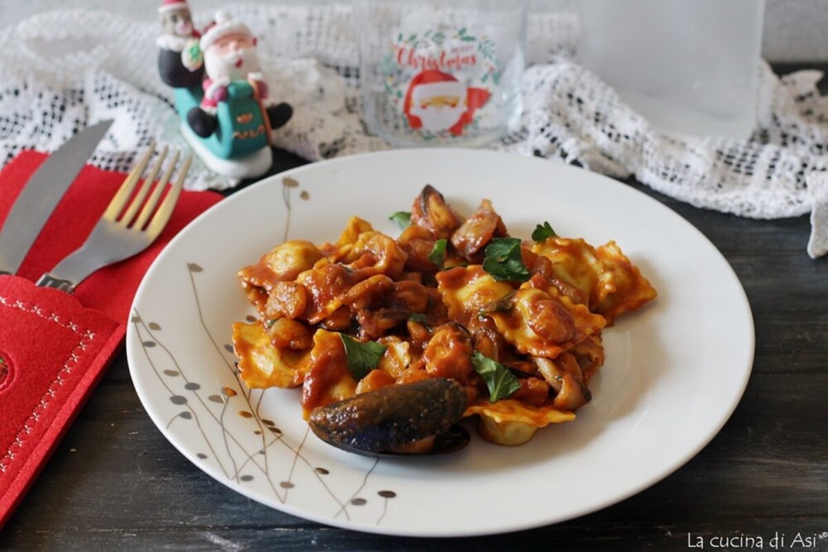 RAVIOLI WITH SEAFLAVOR