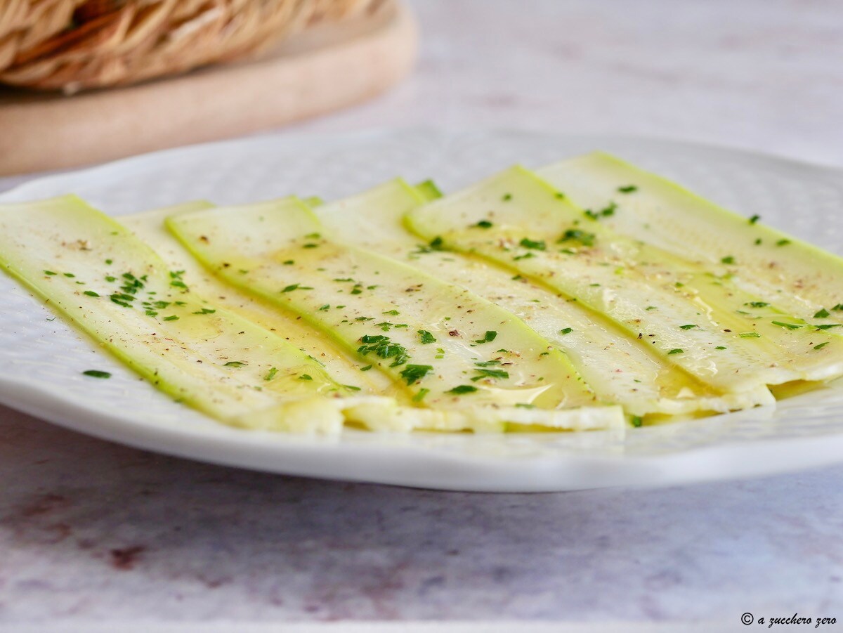 Raw Marinated Zucchini with Lemon
