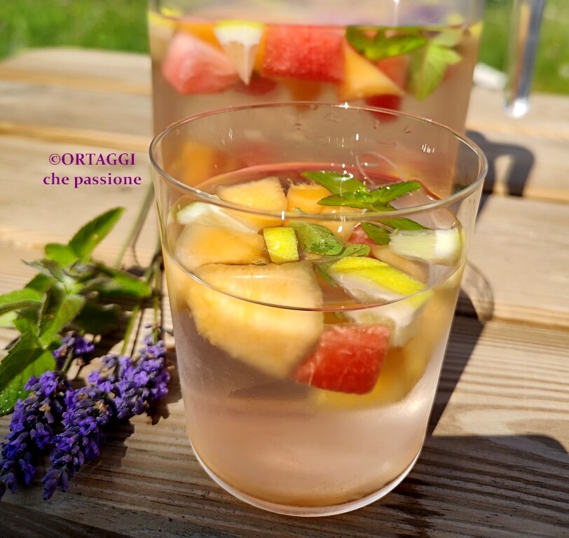 Homemade Refreshing Drink WITHOUT SUGAR