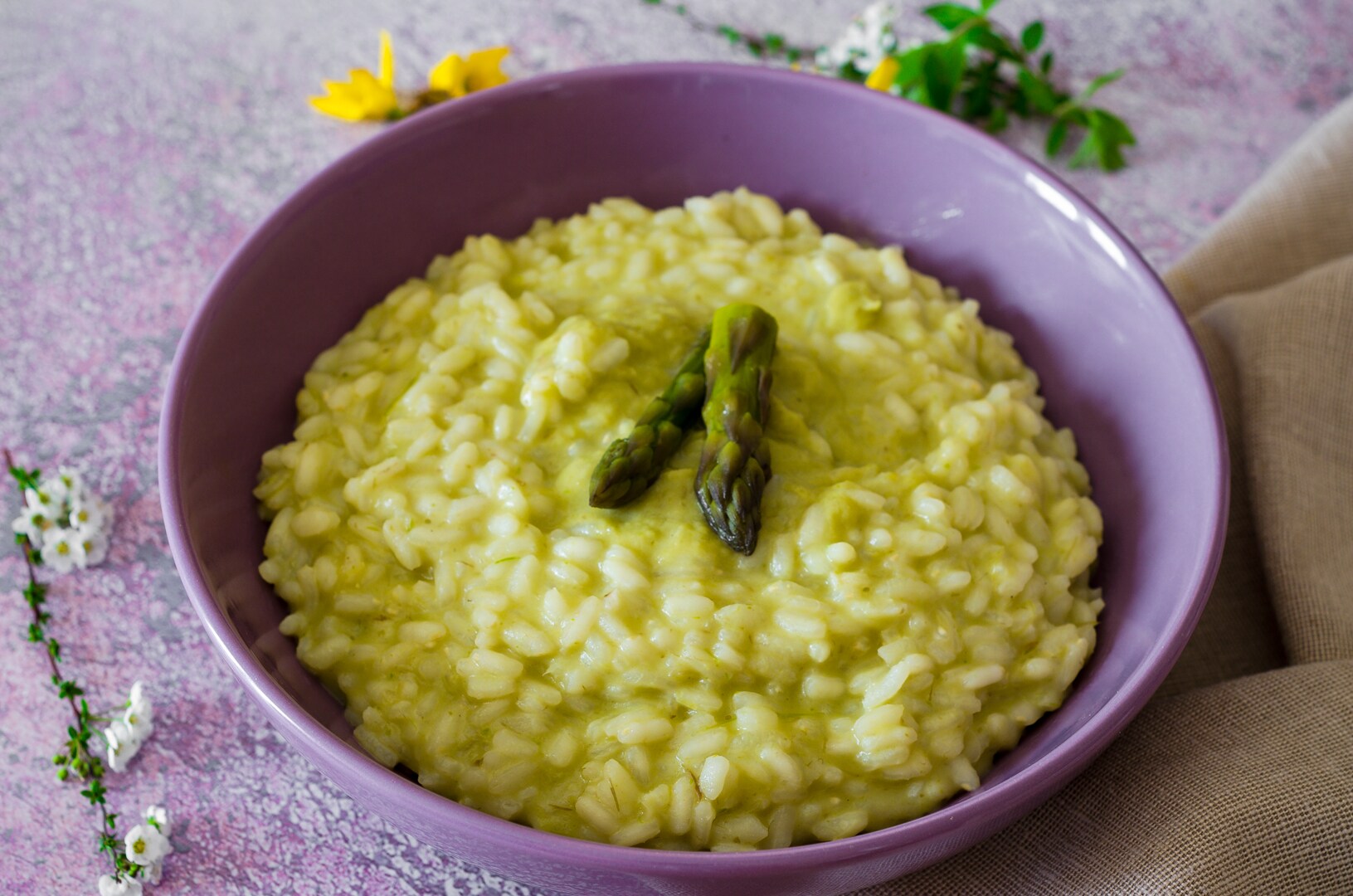 Risotto with Asparagus Stems, a Tasty and Healthy Anti-Waste Recipe