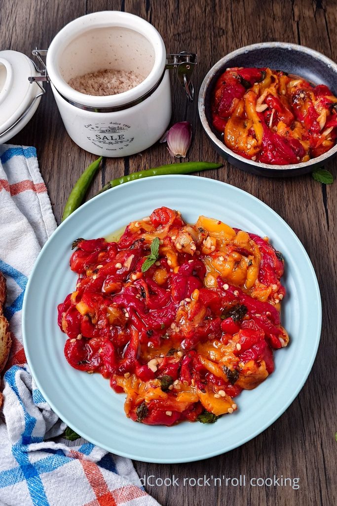 Roasted Peeled Peppers: A Hit! Perfect Peeling Trick