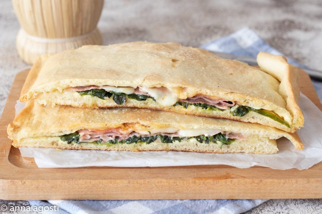 Rustic Filled Pizza with Spinach and Ham