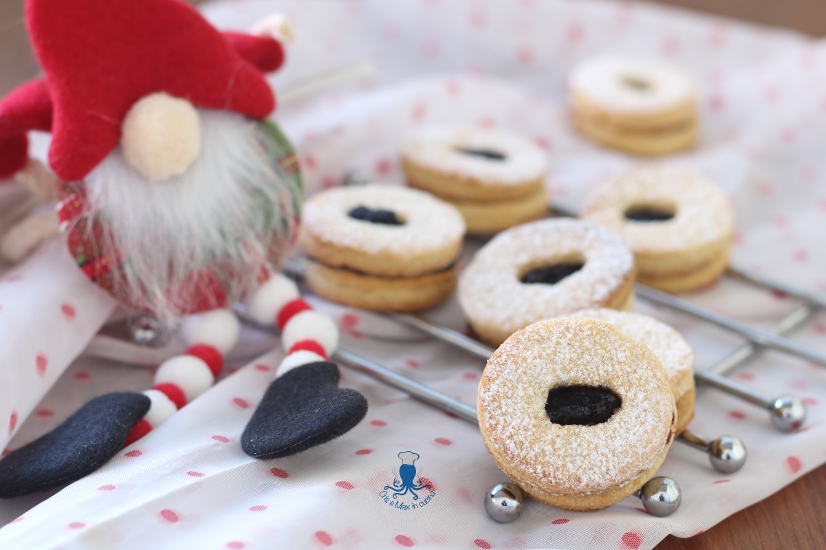 Santa Lucia Cookies, Traditional Sardinian Sweet Recipe