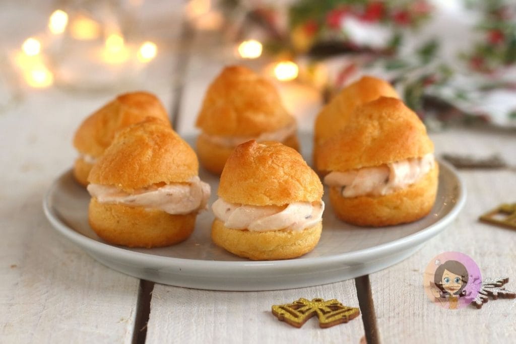 SAVORY SALMON PUFFS
