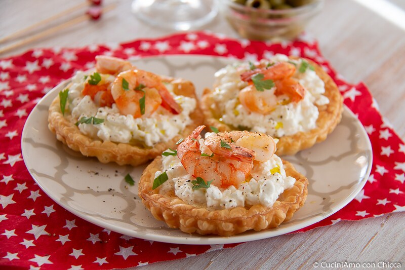 SHRIMP AND COTTAGE CHEESE TARTLETS simple and tasty idea
