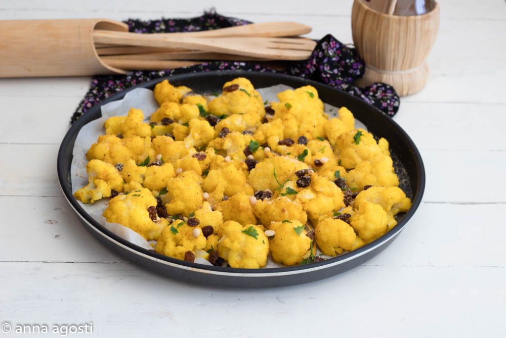 Saffron cauliflower raisins and pine nuts also in the microwave
