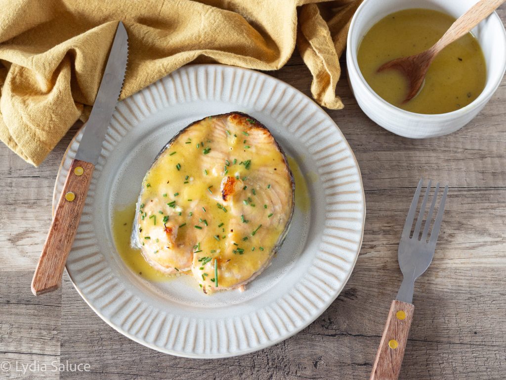 salmon medallions with mustard, honey, and lemon