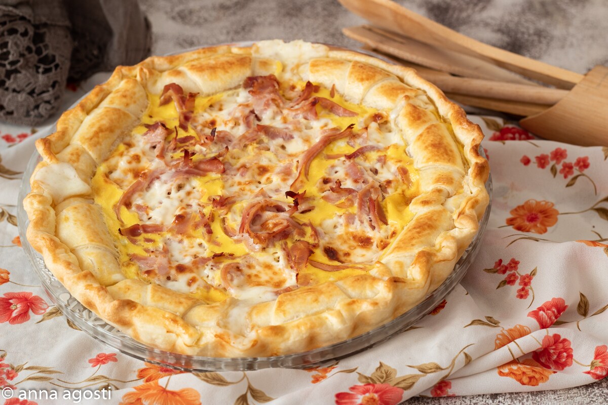 Savory Puff Pastry Pie with Cheesy Croissants