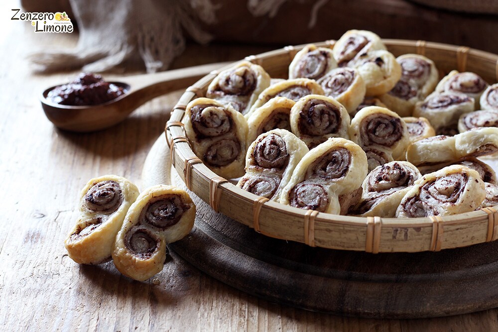 Savory Puff Pastry Bows