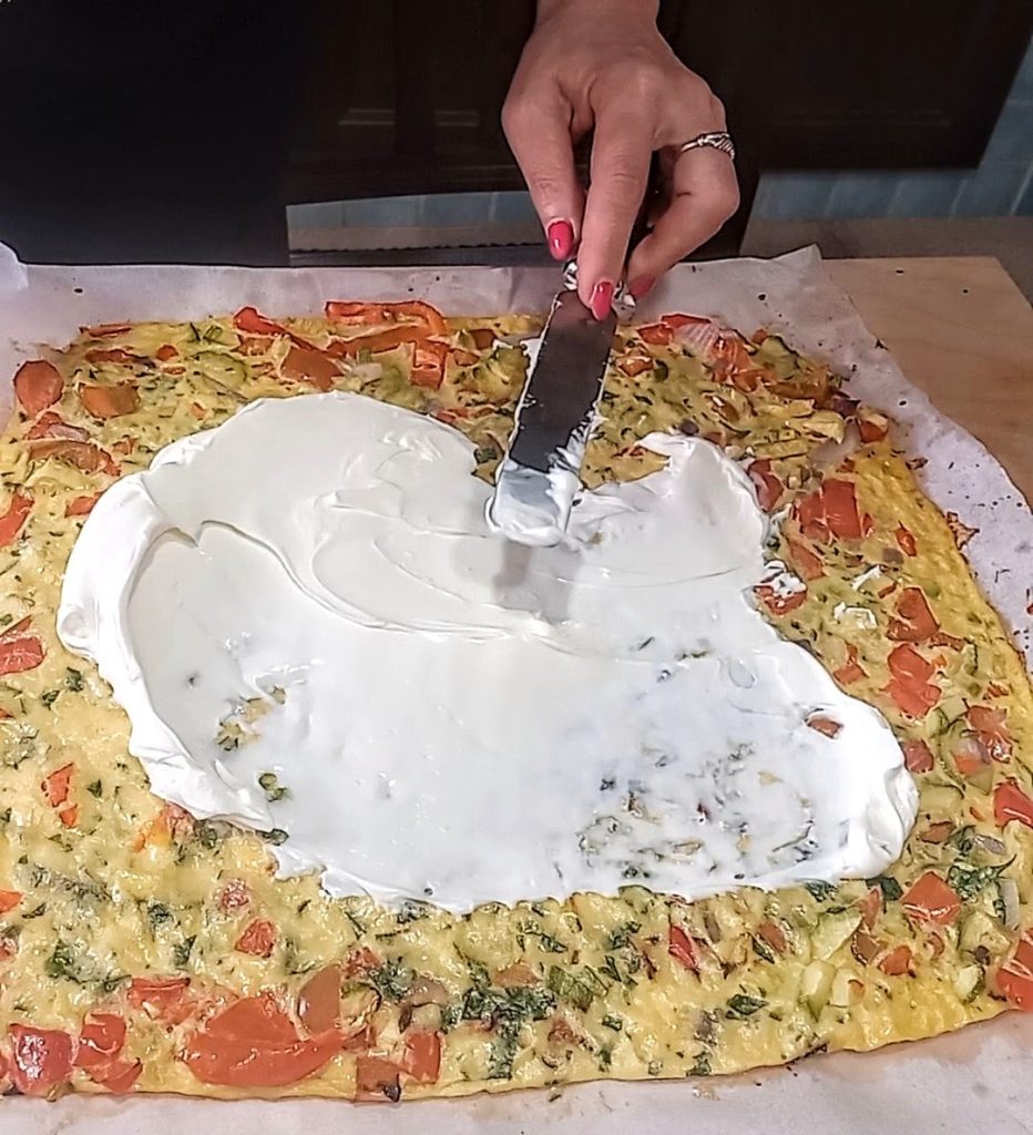 Light Omelette Roll with Vegetables