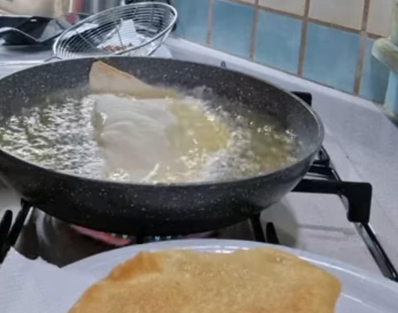 Here you go, my Neapolitan pizza