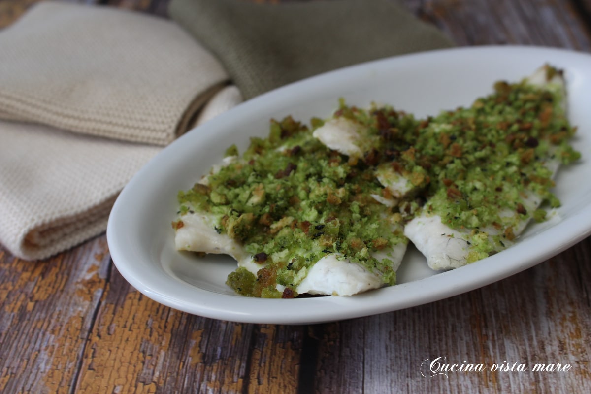Sea Bream Fillets with Flavored Bread