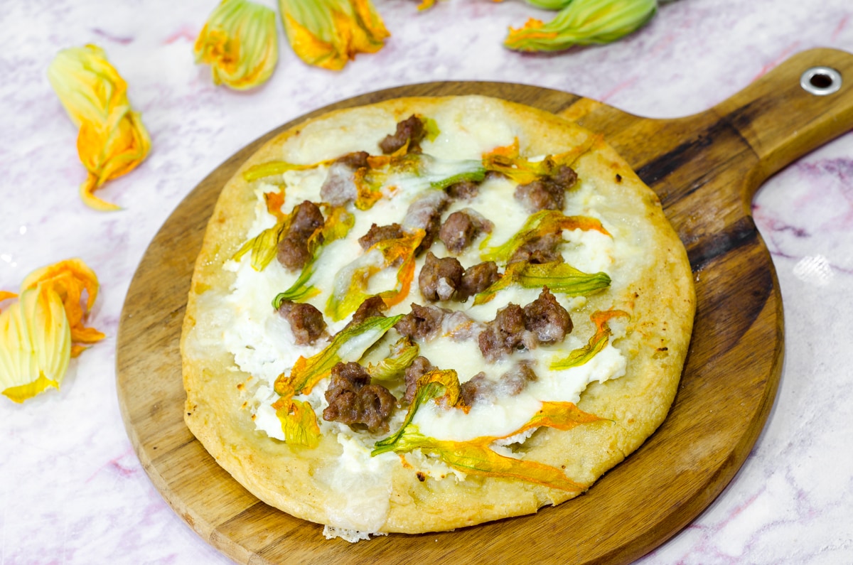 Semolina Pizza with Zucchini Flowers and Sausage