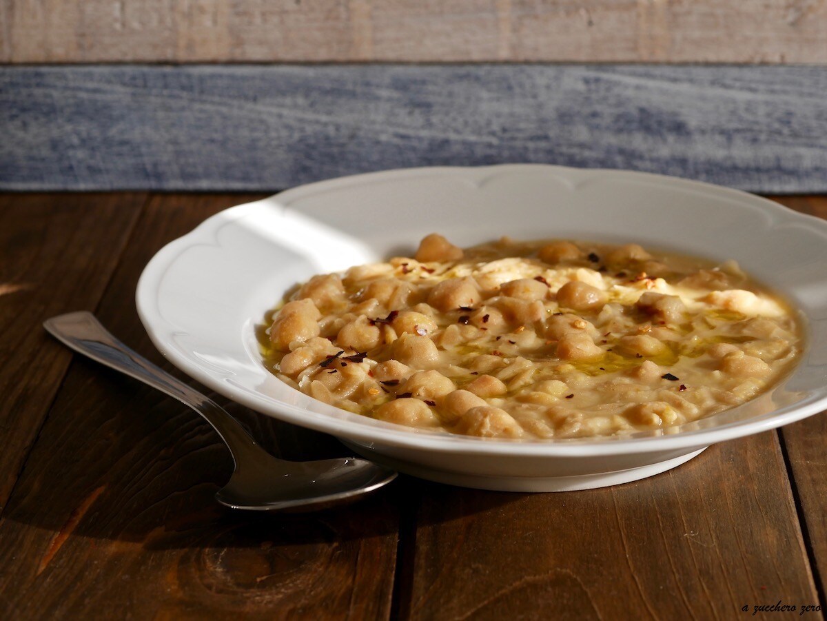 Simple Pasta and Chickpeas Soup and Delicious Variations