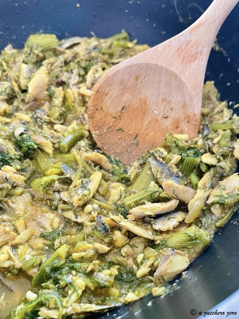 Simple Fresh Sardine Pasta in White Condiment